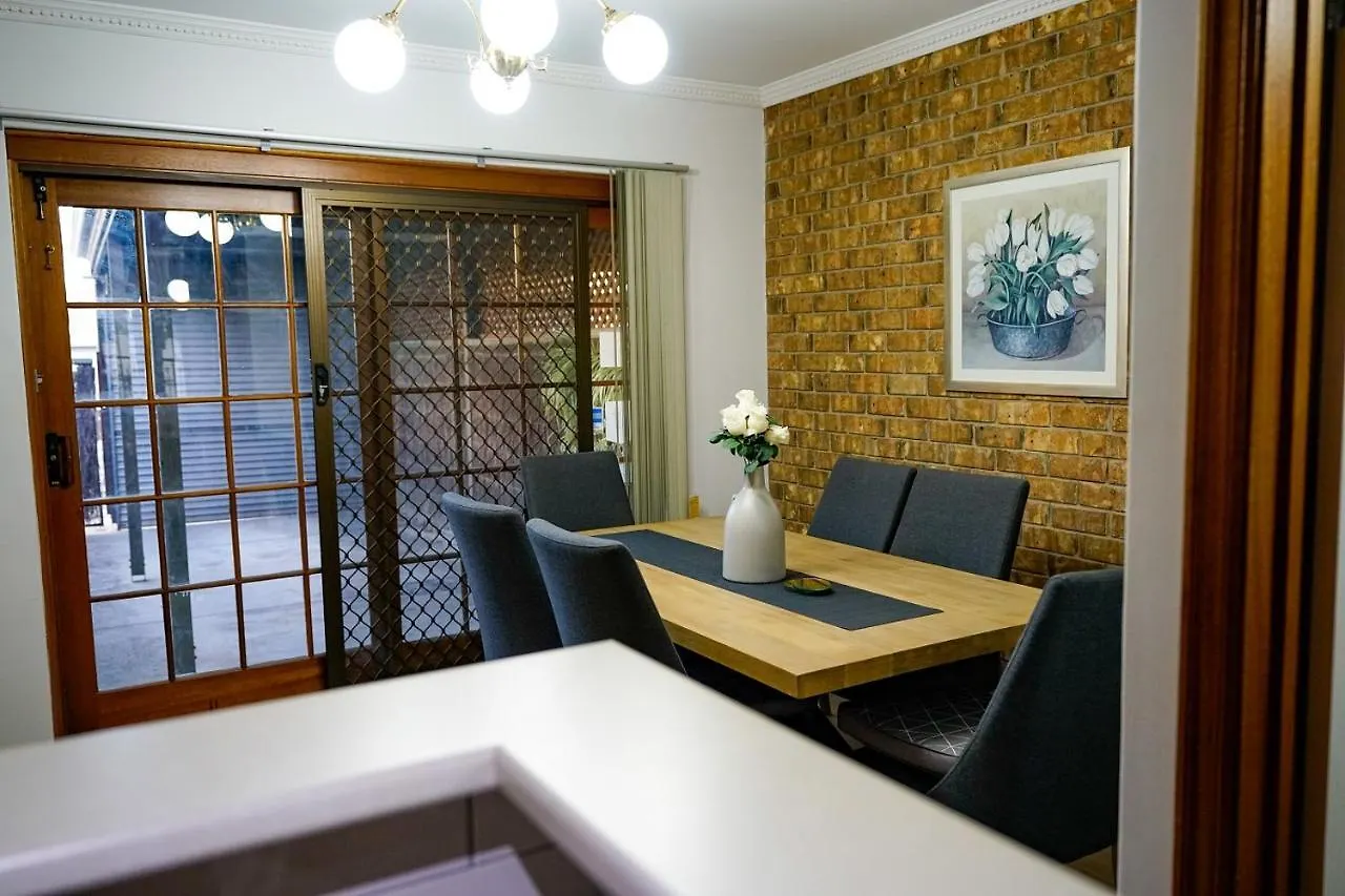 Adelaide Style Accommodation-Getaway In North Adelaide- Close To City 0*,  オーストラリア